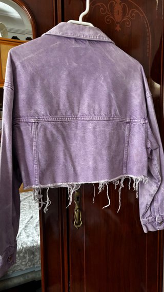 Cazadora Bershka Morada Talla XS