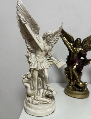 4 COLORES FIGURA ARCANGEL SAN MIGUEL. REGALO