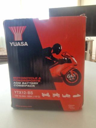 Batería de Moto Yuasa YTX12-BS