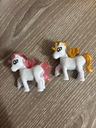 Kinder Sorpresa Unicorni Alati
