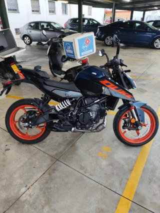 KTM duke 125