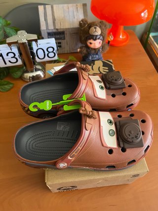 Crocs Mate Cars