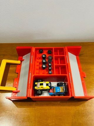 Taller Micro Machines Rojo Caja Roja y 2 Coches