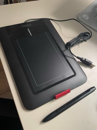 Tableta Gráfica Bamboo Pen & Touch + funda