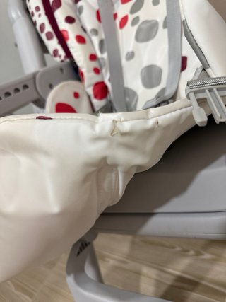 Trona Chicco Polly Progres5 + Arco juegos bebe