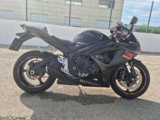 Suzuki GSXR600 K7