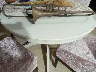 Trompeta francesa antigua 1924
