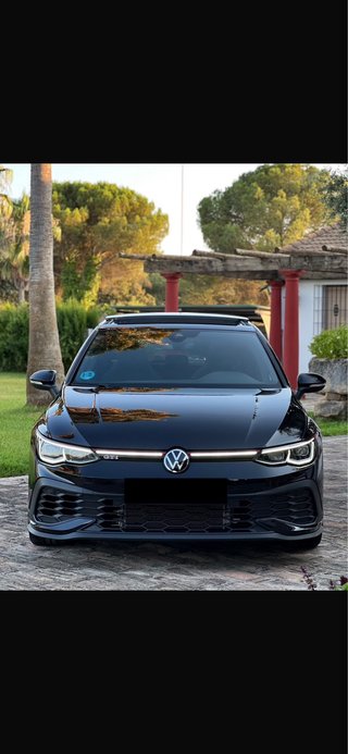 Volkswagen Golf gti 45 aniversario AKRA