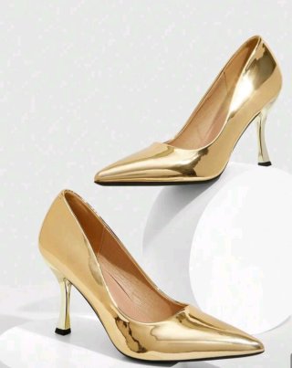 Zapatos de Tacón Dorados