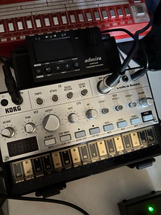 Korg Volca Bass Sintetizador Analógico