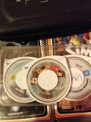 Megalote PSP juegos completos UMDs cajas.
