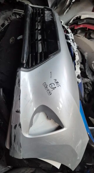Paragolpes Delantero Toyota Auris 2013