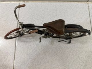 Modello Moto Vecchia in Metallo