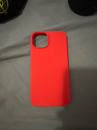2 Fundas iPhone 13: Roja Mate y Negra Leopardo