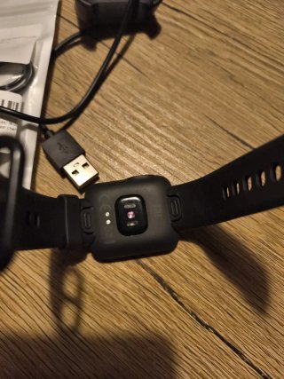 Reloj Xiaomi Negro y cargador reloj xiaomi