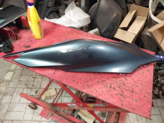 Carenado Lateral derecho trasero Honda PCX
