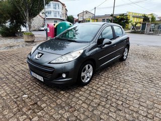 Peugeot 207 2010 - Sport HDi 90