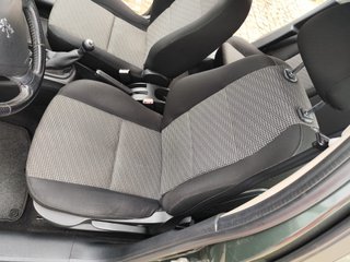 Peugeot 207 2010 - Sport HDi 90