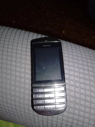 Teléfono Móvil Nokia Plata y Negro