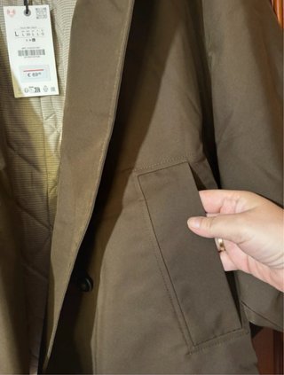 Trench Zara ZW Collection tipo Barbour