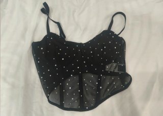Camisetas pantalones y falda