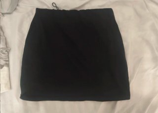 Camisetas pantalones y falda