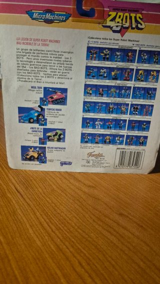 Micro Machines Z-Bots Jinete de la Carretera