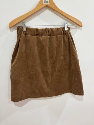 Falda Corta Marrón de Pana