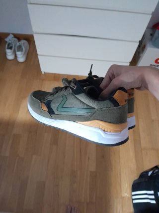Zapatillas Paredes Deportivas Nuevas