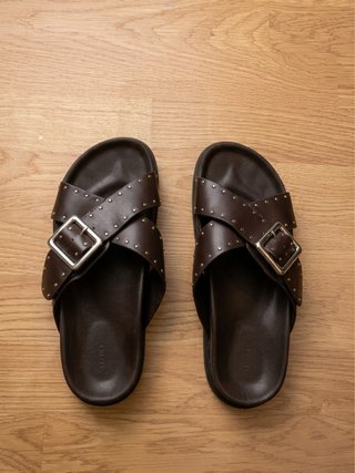 Sandalias Marrones con Hebillas Lefties