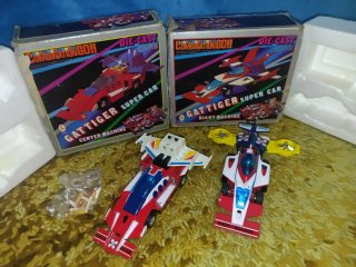 Gattiger Die-Cast Super Car modelli scatole robot