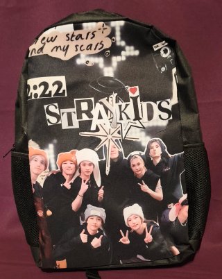 Mochila Stray Kids. NUEVA A ESTRENAR!!
