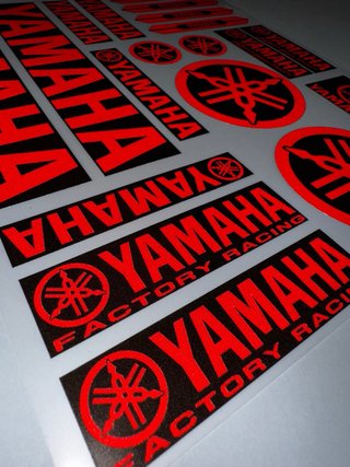 KIT PEGATINAS VINILO YAMAHA NMAX TMAX AEROX MT R1