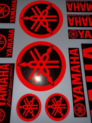 KIT PEGATINAS VINILO YAMAHA NMAX TMAX AEROX MT R1