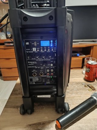 Altavoz Ibiza Negro