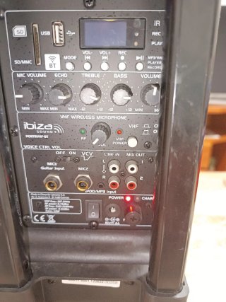 Altavoz Ibiza Negro