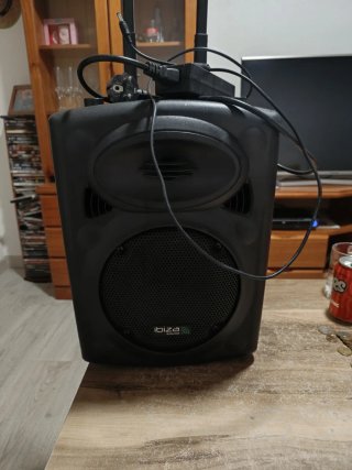 Altavoz Ibiza Negro