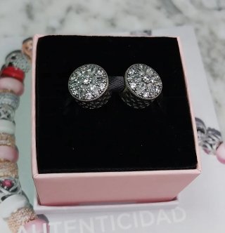Charm Pandora Flor de Amor