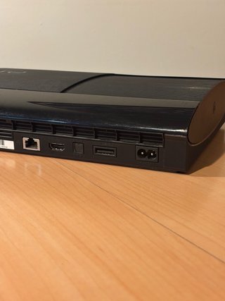 Consola Playstation 3 + 2 Juegos