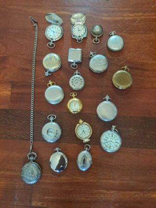 Lote de 16 Relojes de Bolsillo