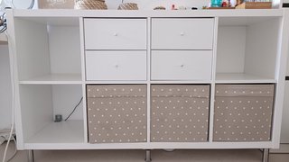 Mueble Estantería Blanco y Beige