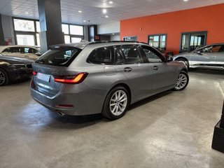 BMW SERIE 3 320e (2022)