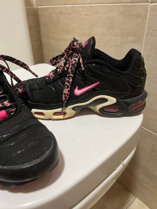 Zapatillas Nike TN Negras y Rosas