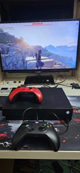 Xbox One X con 2 mandos inalambricos y Kinect