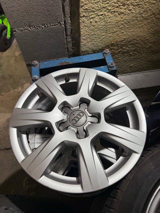 Llanta Audi