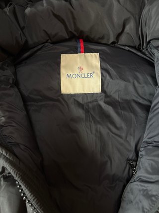 Chaqueta Moncler Negra Plumas