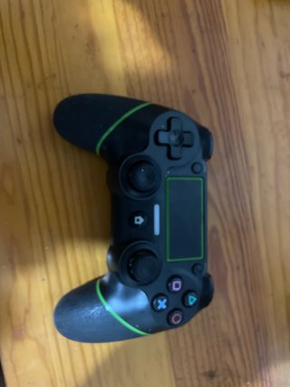 Mando Compatible PS4 Negro con Detalles Verdes