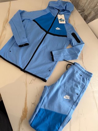 Conjunto Nike Tech Fleece Niño Azul