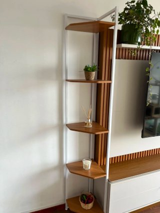 Mueble Esquinero con Estantes