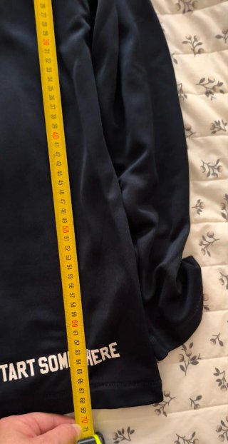 Sudadera H&M Negra Start Somewhere